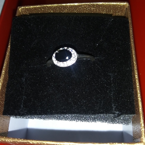 Sterling 925 Ring w/DIAMONDS & ONYX - Picture 7 of 7